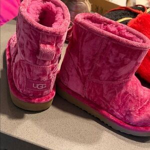 UGG Fuchsia Plush Boots girls size 13 velvet